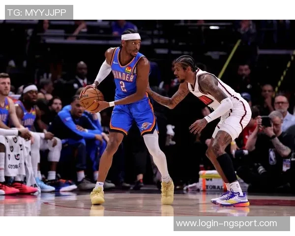 2014至2015赛季雷霆与勇士对决回顾及精彩瞬间分析